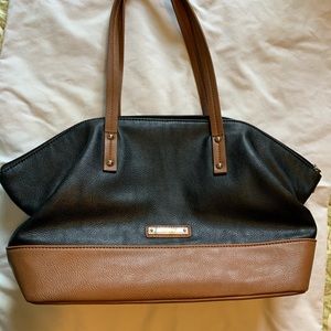 Nine West Black/Tan Leather Shoulder Bag